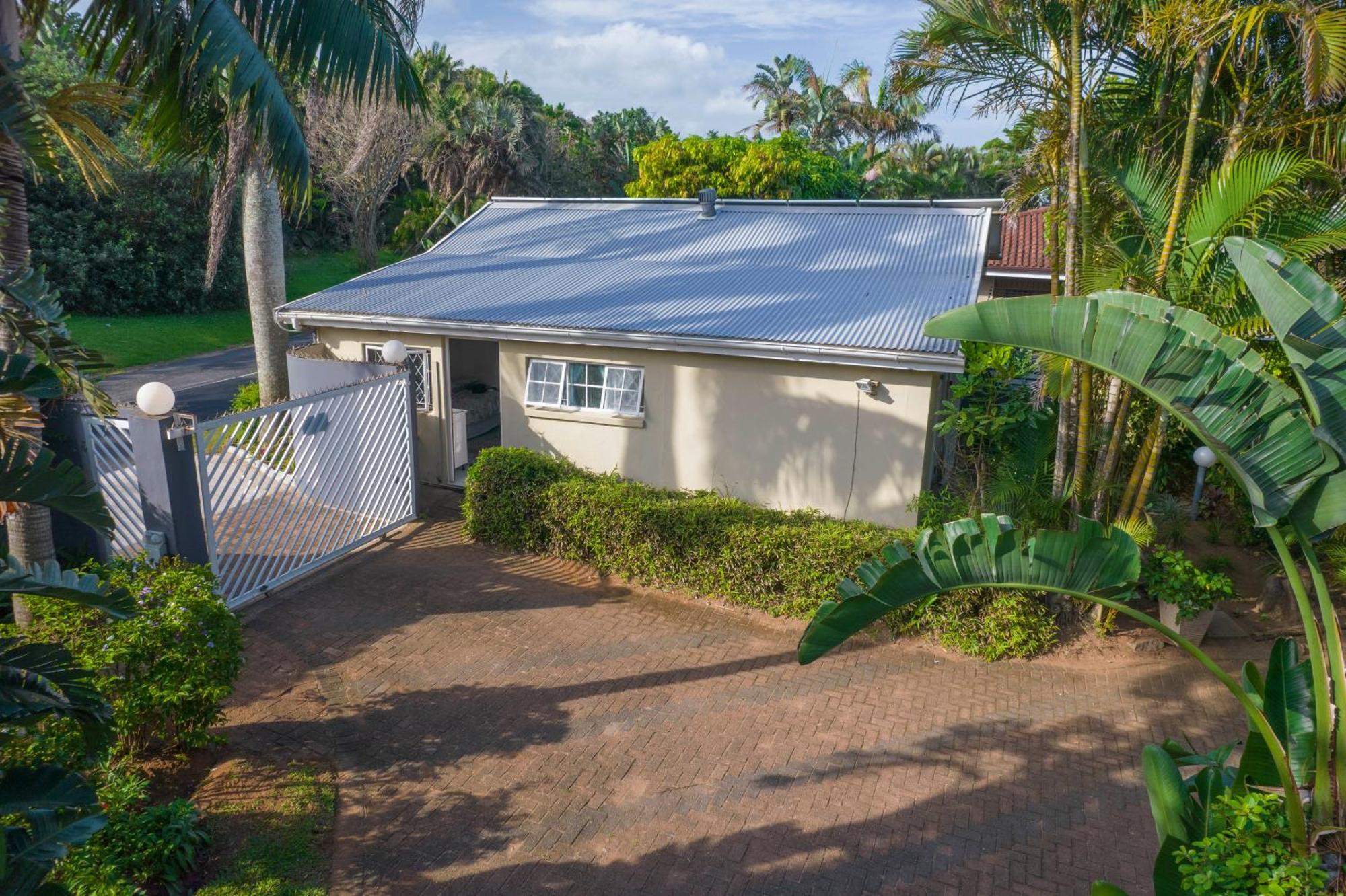 23 Ambleside Holiday Retreat By The Sea Port Shepstone Exterior photo