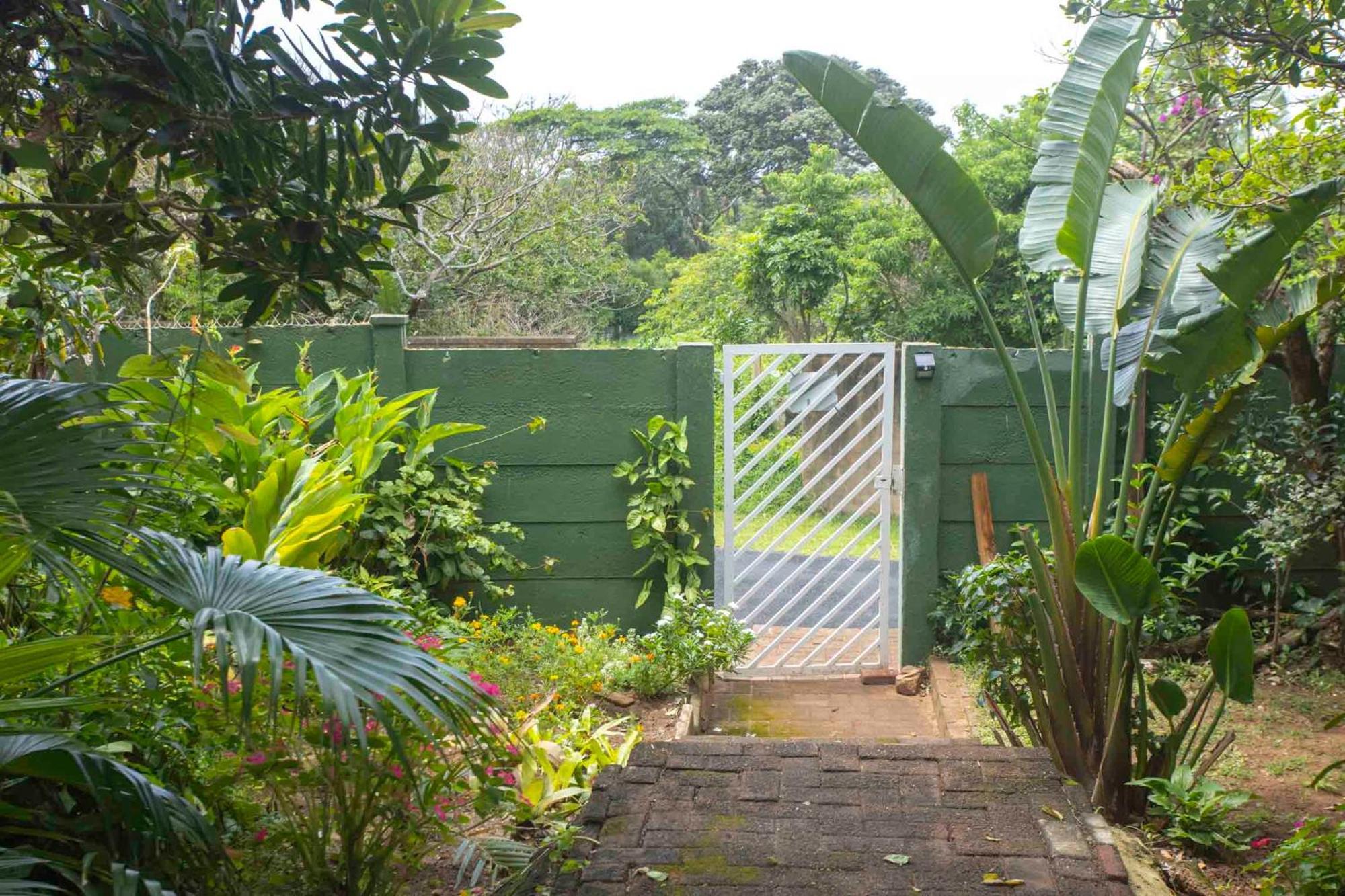 23 Ambleside Holiday Retreat By The Sea Port Shepstone Exterior photo